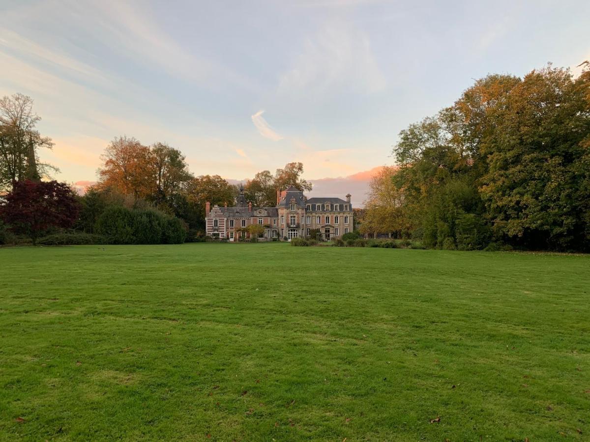 Le Gite Du Chateau Bertreville-Saint-Ouen Bagian luar foto